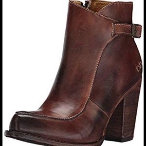 Bed stu brown leather boots ankle height.